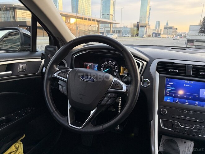 Ford Fusion (North America)-6