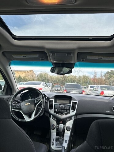 Chevrolet Cruze-6