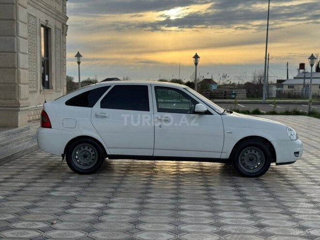LADA (VAZ) Priora-7
