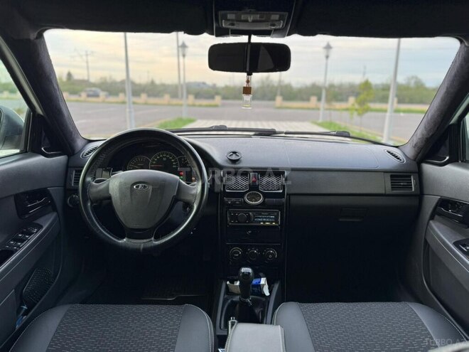 LADA (VAZ) Priora-8