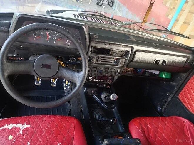 LADA (VAZ) Niva-3