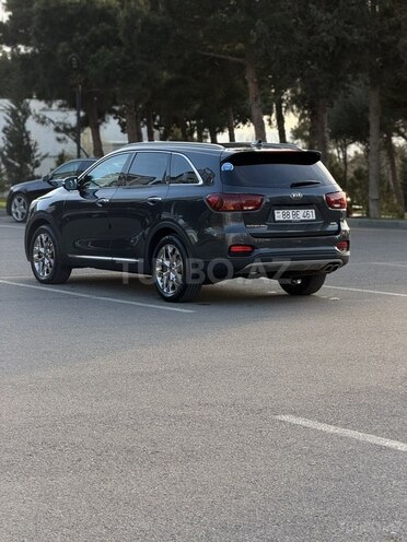 Kia Sorento-9