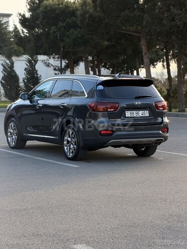 Kia Sorento-4