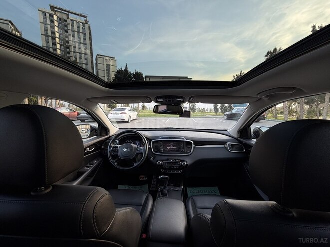 Kia Sorento-11
