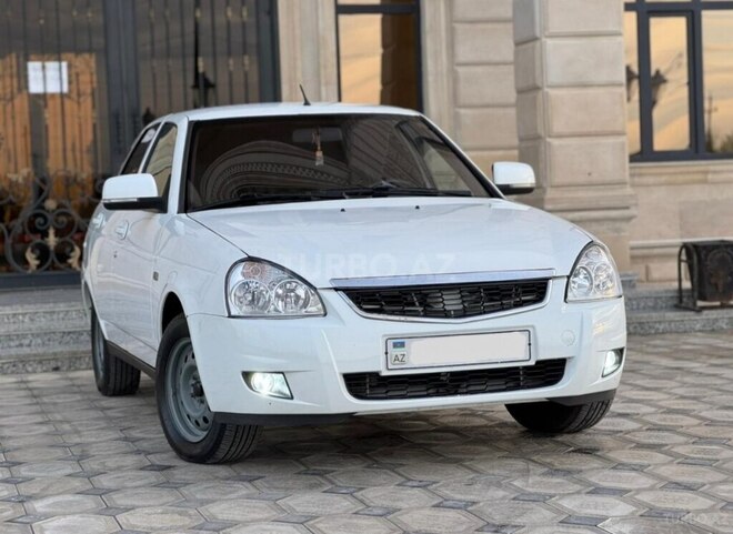 LADA (VAZ) Priora-1