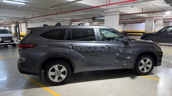 Toyota Highlander-6