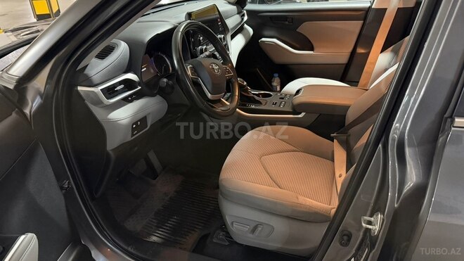 Toyota Highlander-9