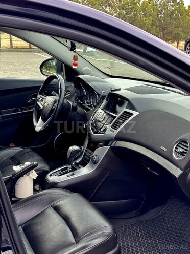 Chevrolet Cruze-8