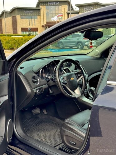 Chevrolet Cruze-6