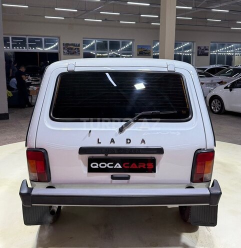 LADA (VAZ) Niva-8