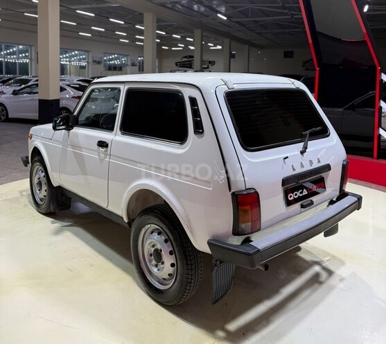 LADA (VAZ) Niva-6