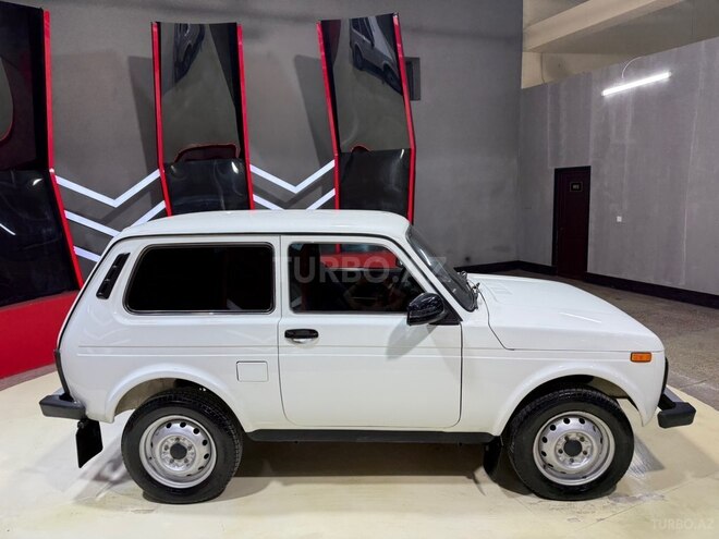 LADA (VAZ) Niva-4