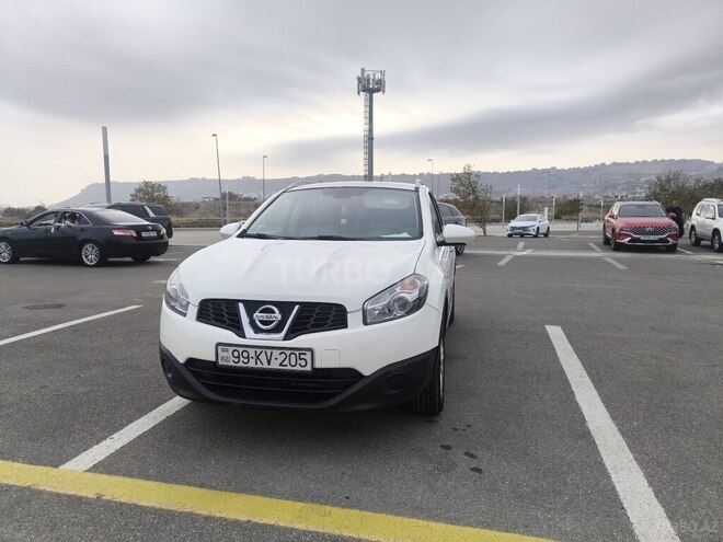 Nissan Qashqai-1