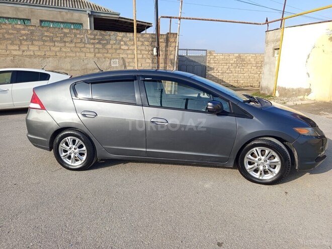 Honda Insight-4