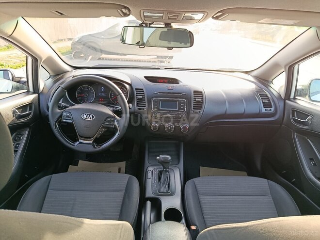Kia Cerato-9