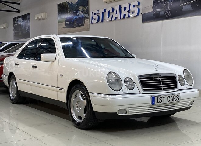 Mercedes E 240-2