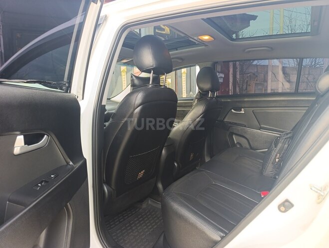 Kia Sportage 2011, 180,000 km - 2.4 л - Quba