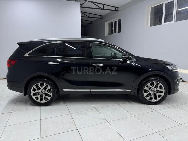 Kia Sorento-9