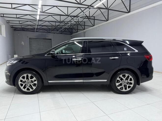 Kia Sorento-8
