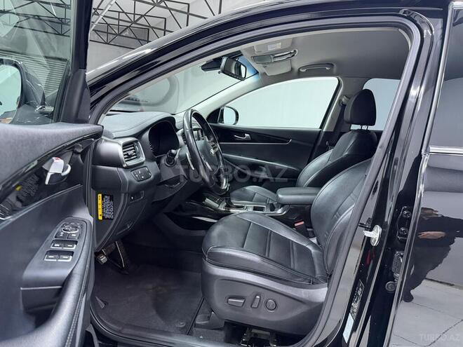 Kia Sorento-22