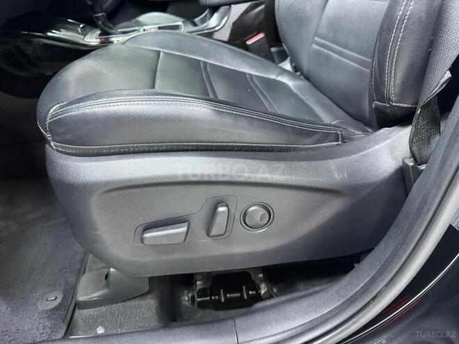 Kia Sorento-12
