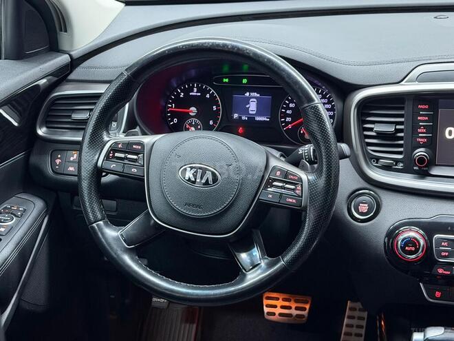 Kia Sorento-18