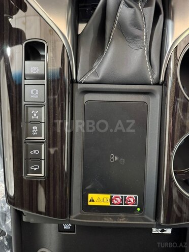 Lexus LX 500d-27