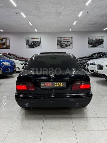 Mercedes E 320 1997, 295,000 km - 3.2 l - Sumqayıt
