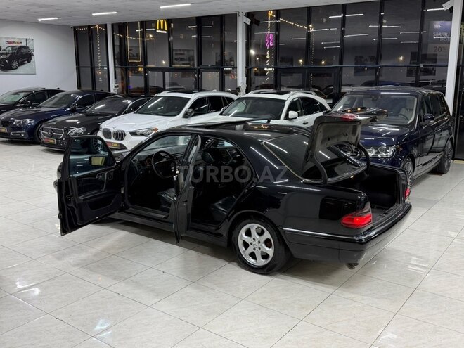Mercedes E 320 1997, 295,000 km - 3.2 l - Sumqayıt