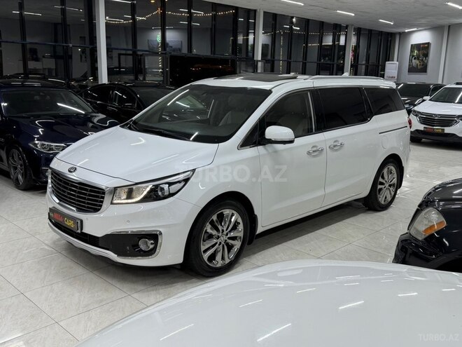 Kia Carnival-10