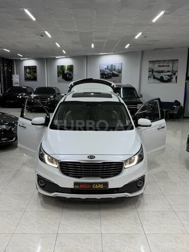 Kia Carnival-14