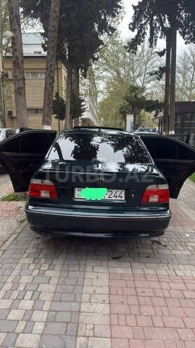 BMW 523-4