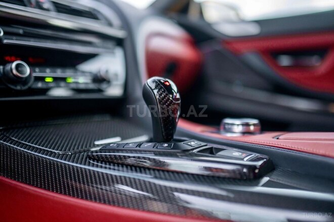 BMW M6-12