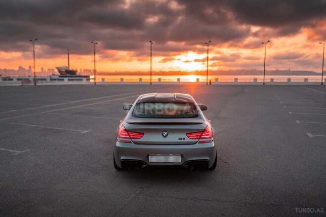 BMW M6-8