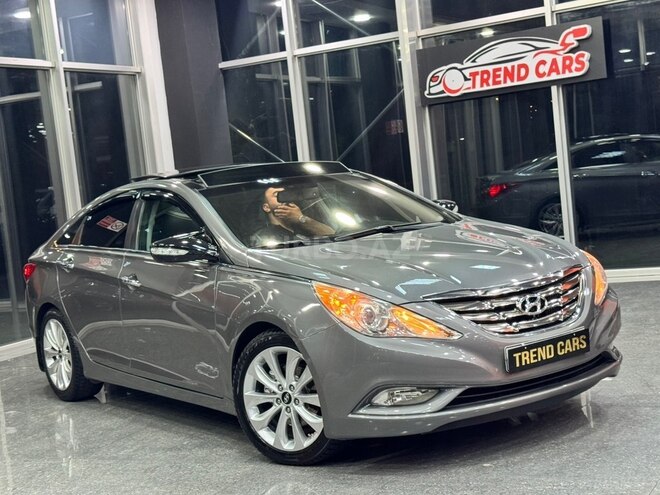 Hyundai Sonata-2