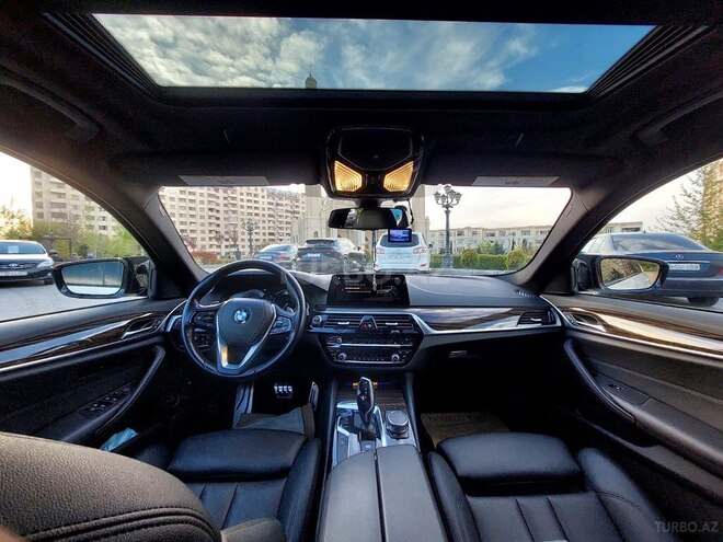 BMW 530e-6