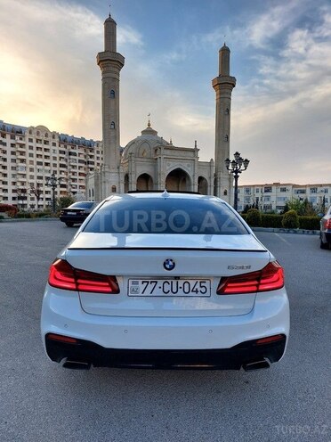 BMW 530e-5