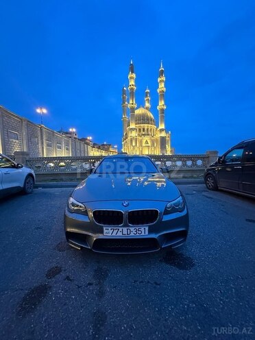 BMW 528-2