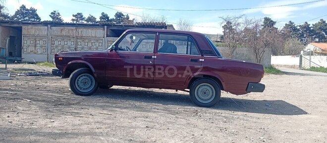LADA (VAZ) 2107-4