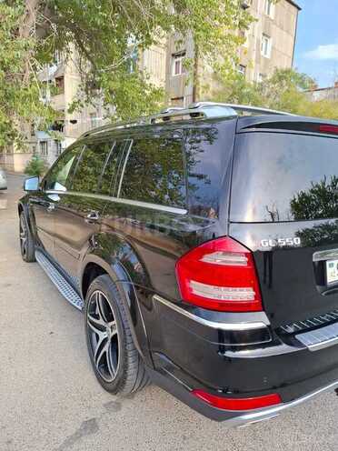 Mercedes GL 550 4MATIC-5