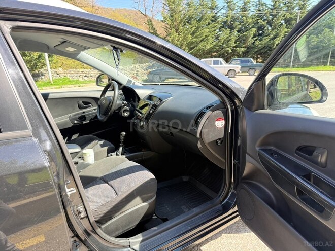 Kia Ceed SW-10