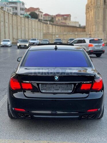 BMW 750-5