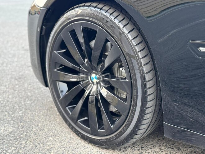 BMW 750-7
