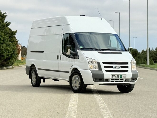 Ford Transit-2