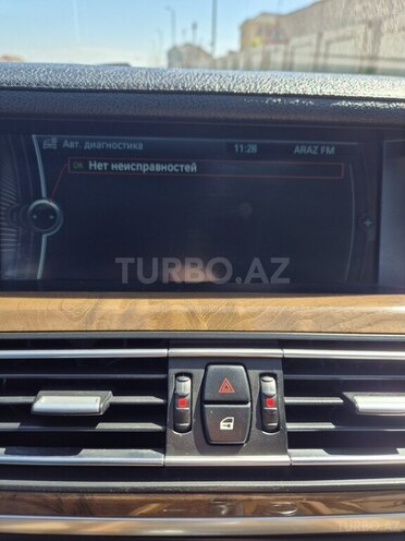 BMW 750-12