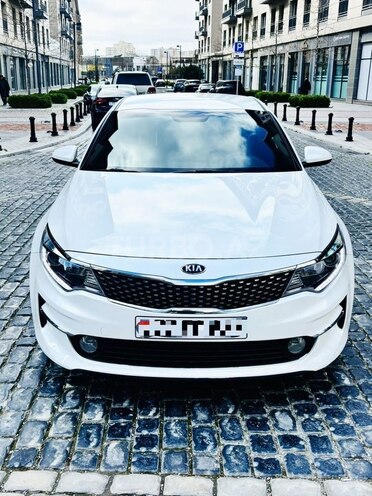 Kia K5-1