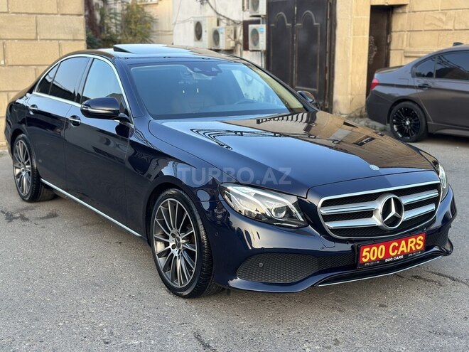 Mercedes E 220 d-3