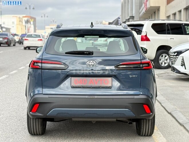 Toyota Corolla Cross-2