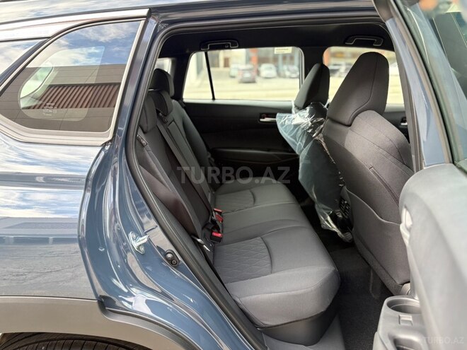 Toyota Corolla Cross-10