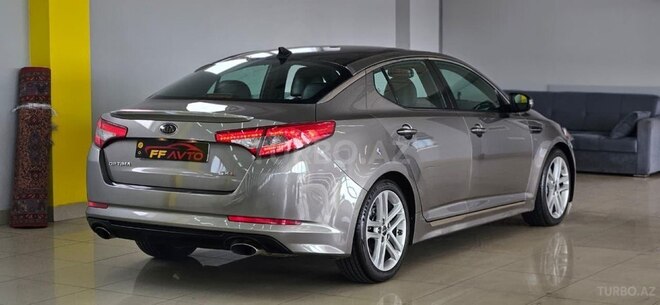 Kia Optima-8
